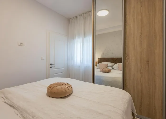 Apartment Milla 1 *